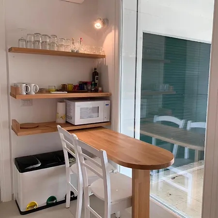Seaview Lazzaretto Apartment