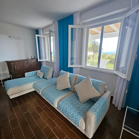 Seaview Lazzaretto Apartment *